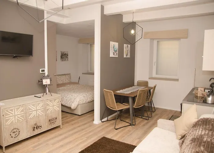 Il Borgo Orchidea Апартаменты Busca